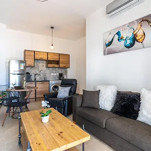 Nala - 2 Bedroom In Apartament