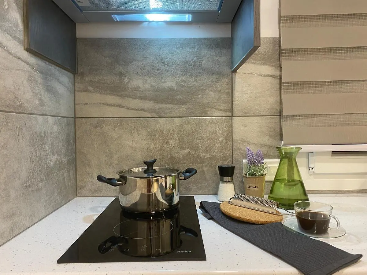 Luxury Lavender Apartment Larnaca 0*,