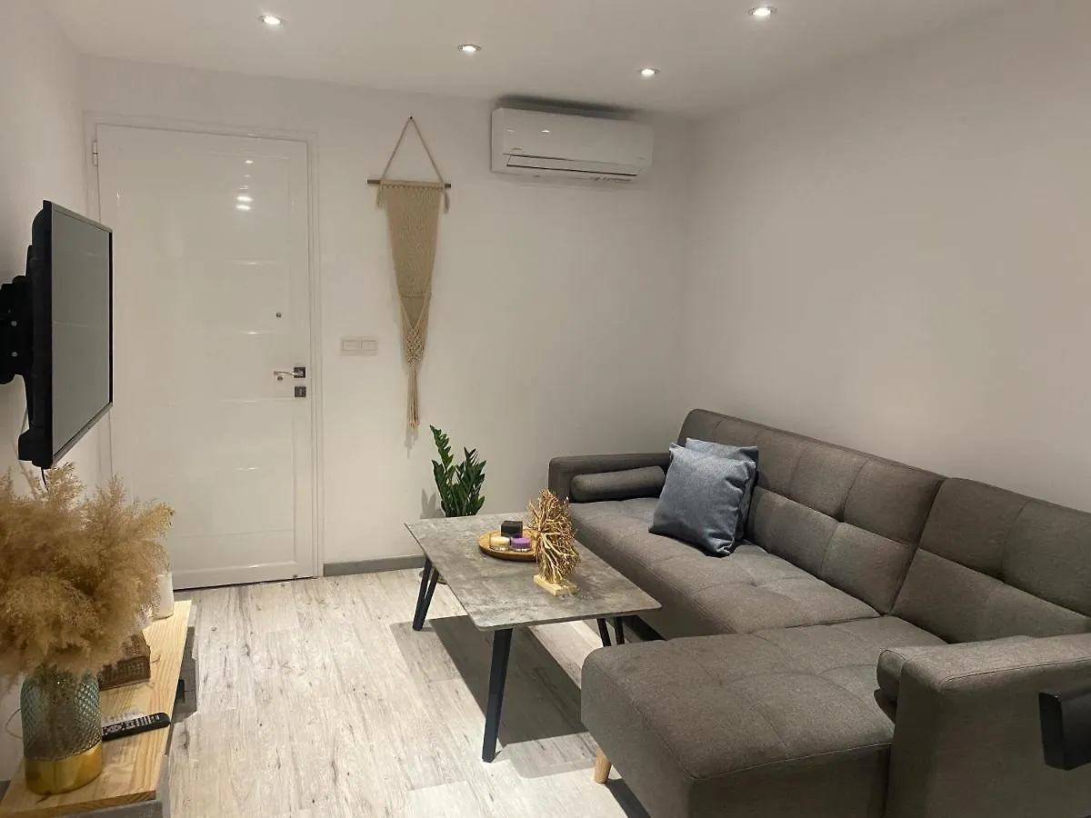 Luxury Lavender Apartment Larnaca Cyprus